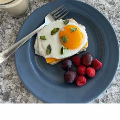 Breakfast egg and berries